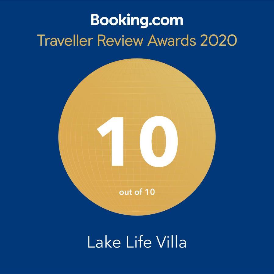 Lake Life Villa 앰발랑고다 외부 사진